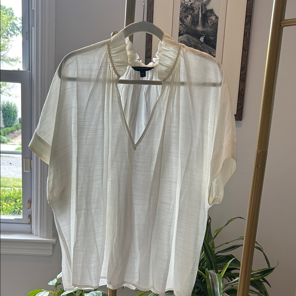 Banana Republic Cream V-Neck Ruffled Collar Blouse